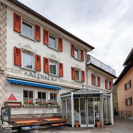 Hotel Alpina Zernez Esterno foto